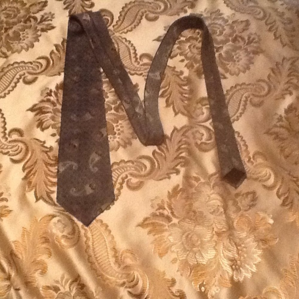 EUC Vintage OSCAR DE LA RENTA Paisley Necktie - Picture 3 of 5